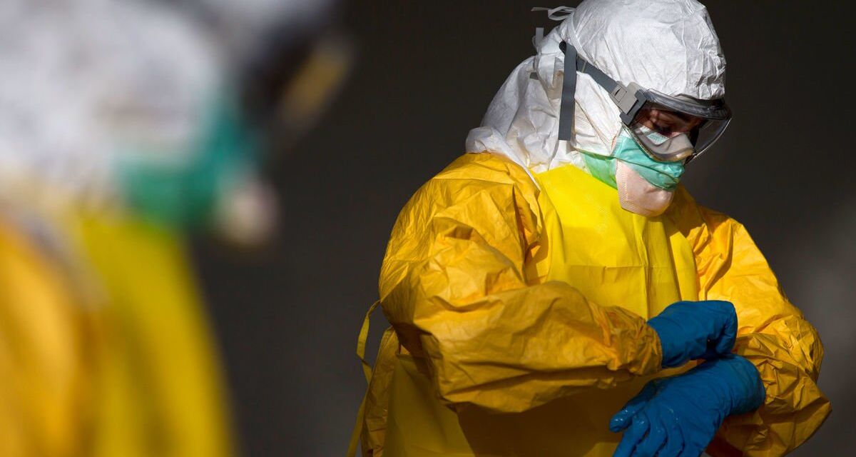 Ebola et expérimentation des vaccins : « Nous allons vivre une zone de turbulences »