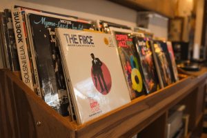 Les disques vinyles les plus recherchés : trésors musicaux - Impact ...